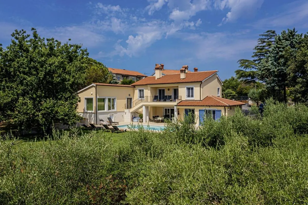 Villa Vera In Liznjan - Haus Fuer 8 Personen