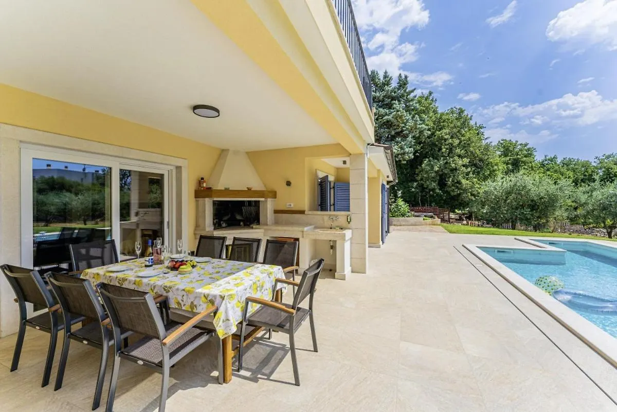 Villa Vera In Liznjan - Haus Fuer 8 Personen