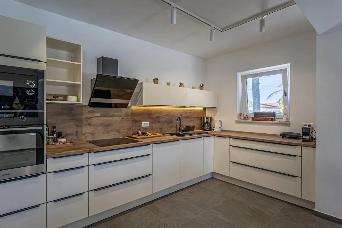Villa Vera In Liznjan - Haus Fuer 8 Personen 0*,  Croatia
