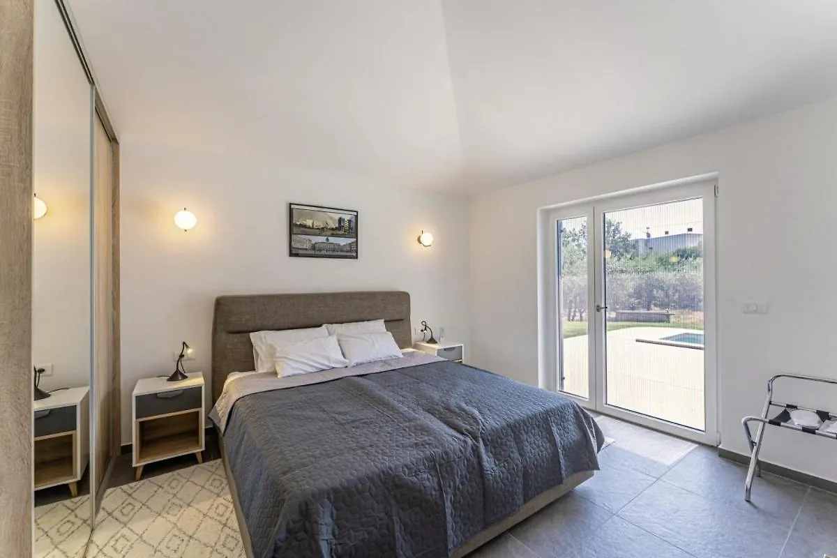 Villa Vera In Liznjan - Haus Fuer 8 Personen 0*,