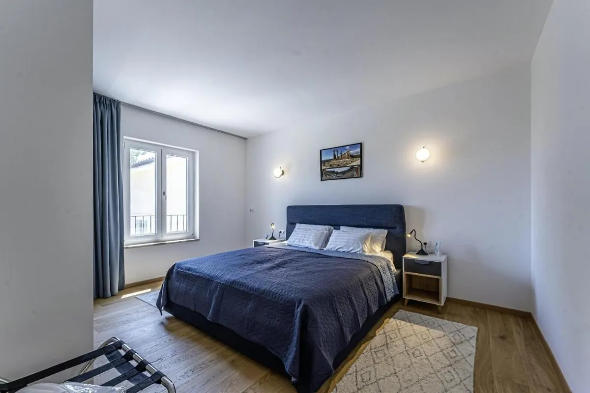 Villa Vera In Liznjan - Haus Fuer 8 Personen