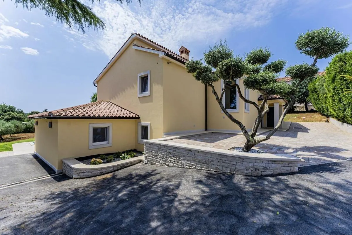 Villa Vera In Liznjan - Haus Fuer 8 Personen