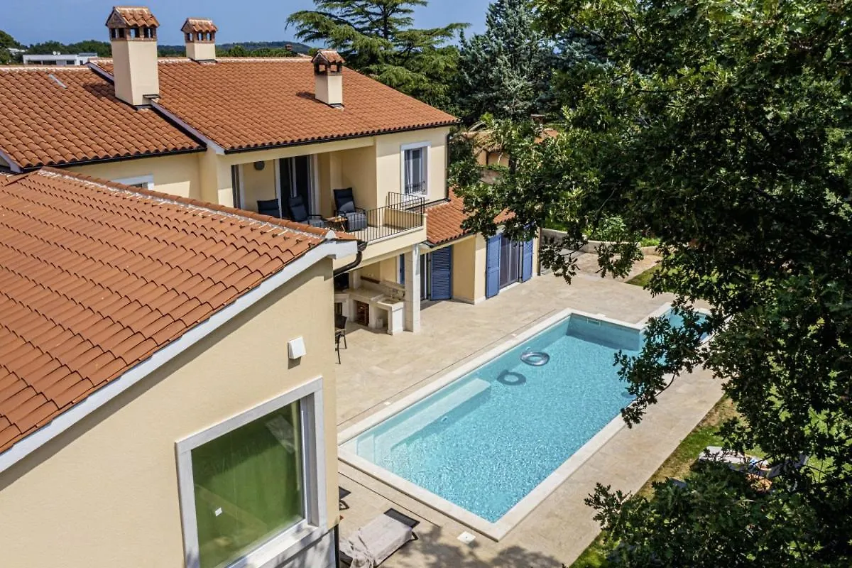 Villa Vera In Liznjan - Haus Fuer 8 Personen