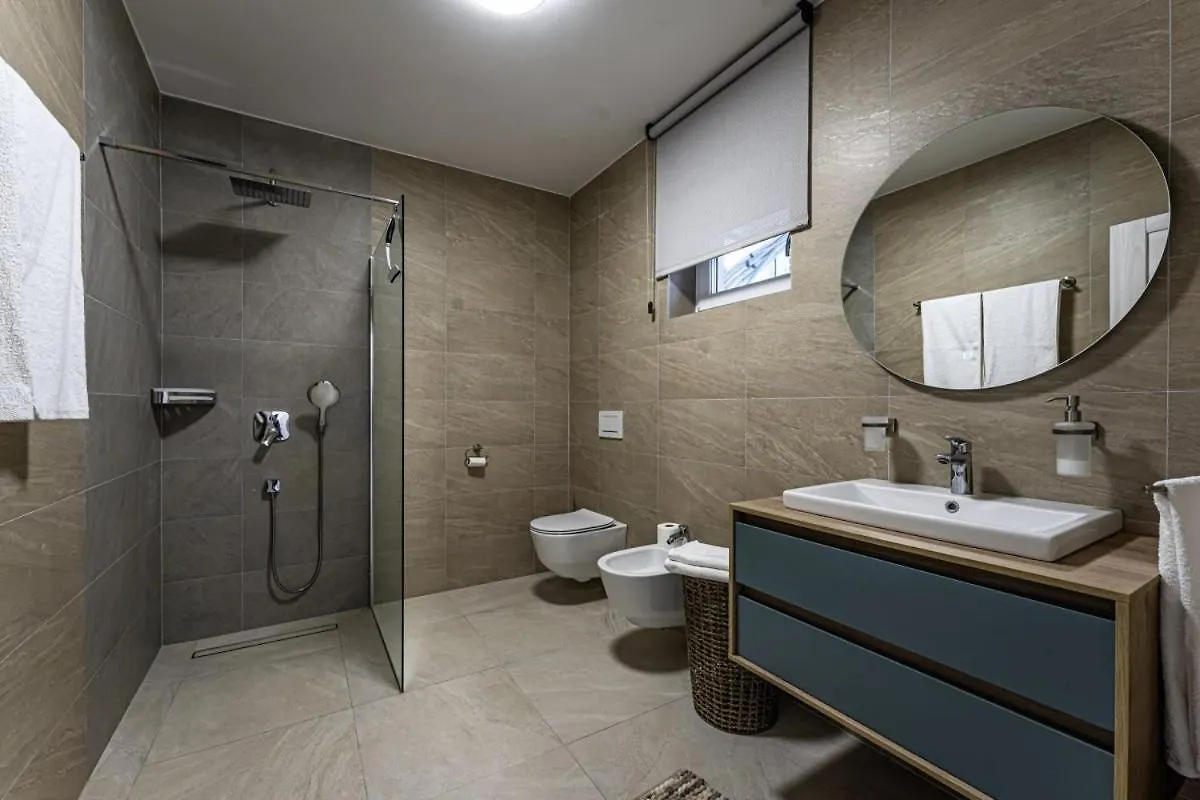 Villa Vera In Liznjan - Haus Fuer 8 Personen