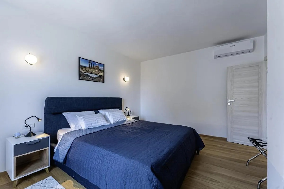 Villa Vera In Liznjan - Haus Fuer 8 Personen